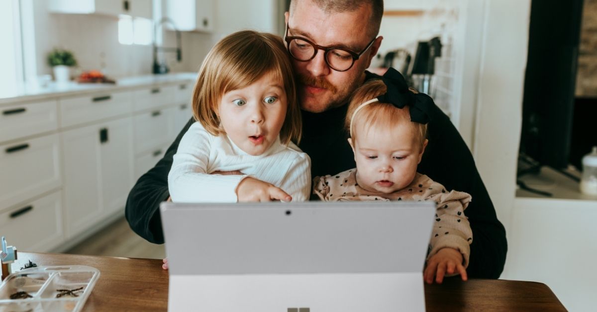 Paternità a lavoro e congedo parentale