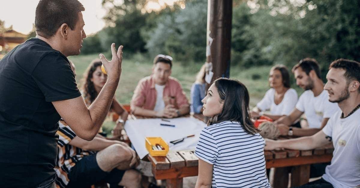 Giovinezza: a cavallo tra adolescenza ed età adulta