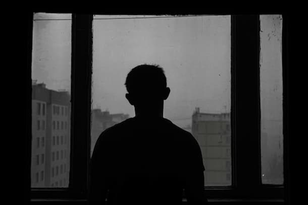 Depressione: perché migliora la sera?