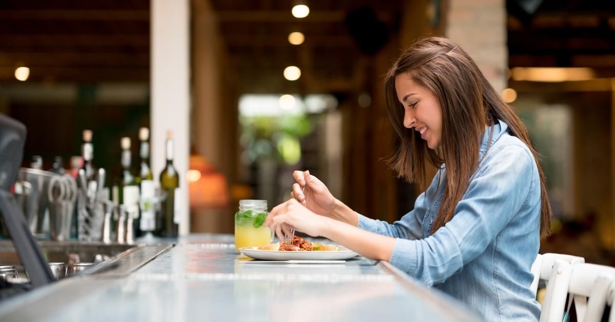 andare al ristorante da soli